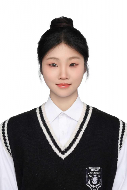 李奕萱 安庆师范大学